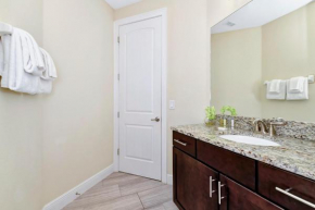Amazing Home Near Disney with Water Park Access by Rentyl - 7647W